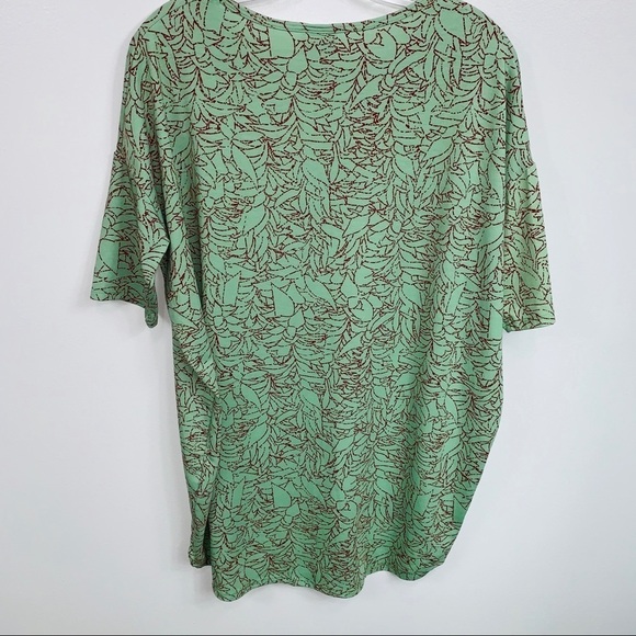 LuLaRoe Green Red Floral Print Tunic Top Small - Picture 4 of 9